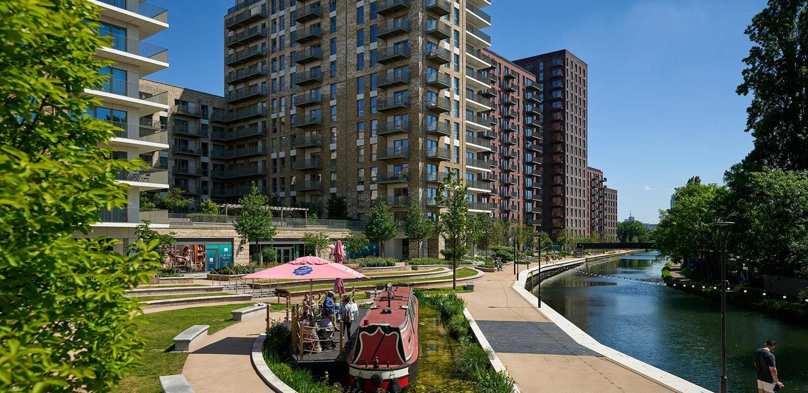 Grand Union, Alperton